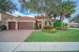 9713 Campi Dr, Lake Worth, FL 33467 Sold 06/30/25