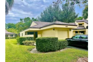 424 NW 95th Ave 1, Plantation, FL 33324 Sold 04/30/25