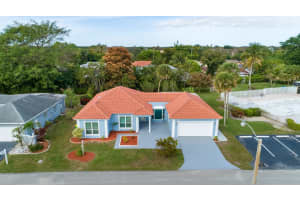 4601 Queen Palm Ln, Tamarac, FL 33319 Sold 08/21/25