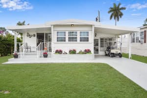 1951 Sw 85th Ave, Davie