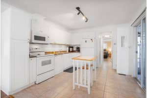 1951 SW 85th Ave, Davie, FL 33324 Sold 10/27/25