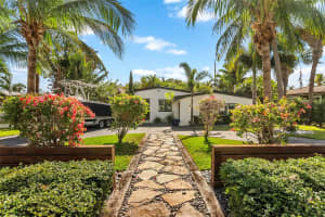 2600 SE 2nd Ct, Pompano Beach, FL 33062 Sold 03/04/25