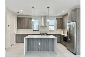 559 NE 21st Ct 5, Wilton Manors, FL 33305 Sold 02/14/25