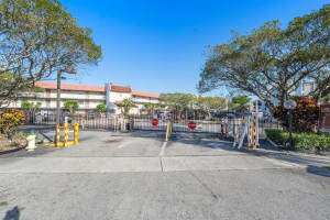 3551 Inverrary Drive, Lauderhill, FL 33319 - MLS#F10481705