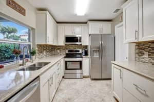 11431 NW 37th St, Sunrise, FL 33323 Sold 05/08/25