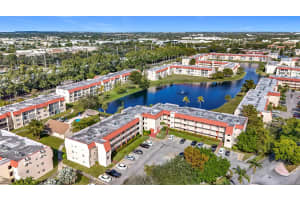 2651 E Sunrise Lks Dr 102, Fort Lauderdale, FL 33322 Sold 02/28/25