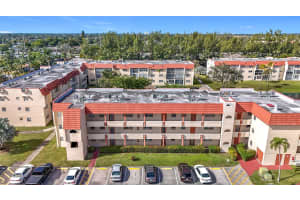 2651 E Sunrise Lks Dr 102, Fort Lauderdale, FL 33322 Sold 02/28/25