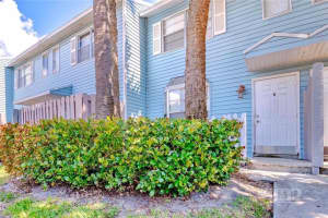 31 SW 3rd St, Pompano Beach, FL 33060 Sold 02/26/25
