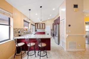 601 SW 113th Ave, Pembroke Pines, FL 33025 Sold 02/28/25