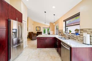 601 SW 113th Ave, Pembroke Pines, FL 33025 Sold 02/28/25