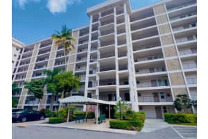 3150 N Palm Aire Dr 307, Pompano Beach, FL 33069 Sold 05/15/25