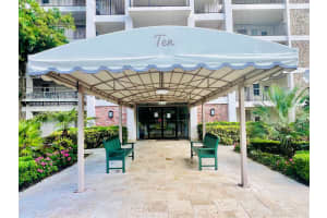 3150 N Palm Aire Dr 307, Pompano Beach, FL 33069 Sold 05/15/25