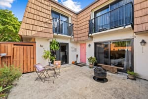 9121 SW 19th Ct D, Davie, FL 33324 Sold 05/01/25