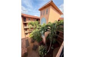 610 Tennis Club Dr 408, Fort Lauderdale, FL 33311 - MLS#F10481803