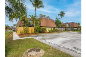1166 6th Ave, Vero Beach, FL 32960 Sold 03/27/25
