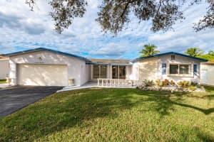 9121 SW 54th St, Cooper City, FL 33328 Sold 02/27/25