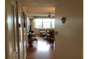 1300 Saint Charles PH13, Pembroke Pines, FL 33026 - MLS#F10481893