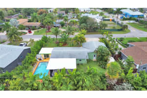 2733 NE 2nd Ave, Wilton Manors, FL 33334 Sold 02/21/25