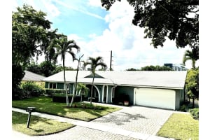 1901 SW 75th Terrace, Plantation, FL 33317 Sold 04/30/25