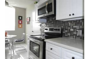 4330 Hillcrest Dr 311, Hollywood, FL 33021 - MLS#F10481940