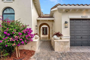 10423 S Barnsley Drive, Parkland, FL 33076 Sold 06/04/25