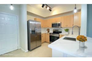 533 NE 3rd Ave 419, Fort Lauderdale, FL 33301 Sold 04/29/25
