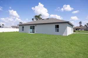 1022 SW Deauville Ave, Port Saint Lucie, FL 34953 Sold 04/02/25