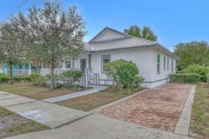 313 W 13th St, Riviera Beach, FL 33404 Sold 02/27/25