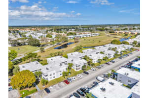 569 Flanders 569, Delray Beach, FL 33484 Sold 03/04/25
