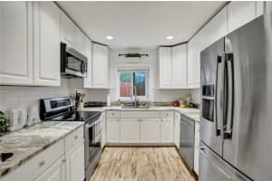 340 NW 54th Ct, Fort Lauderdale, FL 33309 Sold 04/04/25