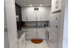 679 Durham Y 673, Deerfield Beach, FL 33442 - MLS#F10482191