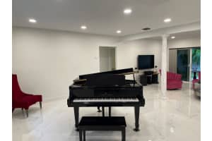2732 NE 26th St, Fort Lauderdale, FL 33305 Sold 06/24/25