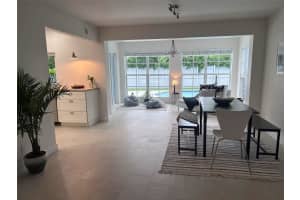 805 SE 16th Ct, Deerfield Beach, FL 33441 Sold 03/03/25