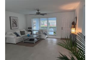 805 SE 16th Ct, Deerfield Beach, FL 33441 Sold 03/03/25
