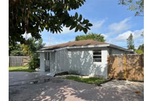 4985 Clinton Blvd, Lake Worth, FL 33463 Sold 03/18/25