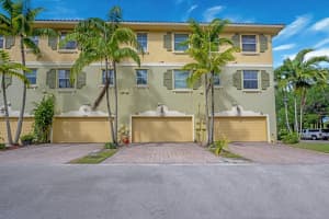 3925 Sleepy Orange Ln 3925, Coconut Creek, FL 33073 - MLS#F10482223