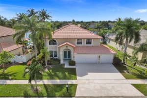 17650 SW 7TH ST, Pembroke Pines, FL 33029 Sold 04/01/25