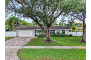7451 NW 7th Ct, Plantation, FL 33317 Sold 02/27/25