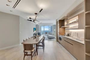 525 N Fort Lauderdale Beach Blvd 1607, Fort Lauderdale, FL 33304 - MLS#F10482307