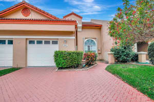 9720 S Malvern Dr F, Tamarac