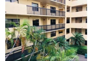 6475 Oakland Park Boulevard, Lauderhill, FL 33313 - MLS#F10482350