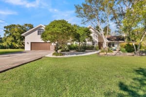 15721 SW 53rd Ct, Southwest Ranches, FL 33331 Sold 04/16/25