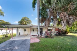 1754 SW 30th Ter, Fort Lauderdale, FL 33312 Sold 04/18/25