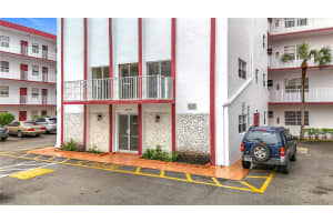 4270 NW 40th St 208, Lauderdale Lakes, FL 33319 - MLS#F10482428