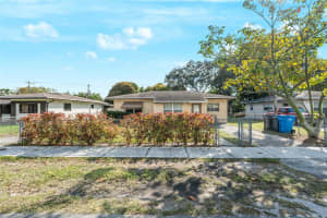 4100 SW 26th St, West Park, FL 33023 Sold 02/27/25