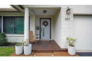 661 SW 59th Ave, Plantation, FL 33317 Sold 07/11/25