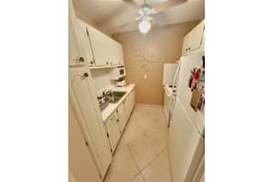 2160 NE 56th Ct 203, Fort Lauderdale, FL 33308 Sold 04/09/25