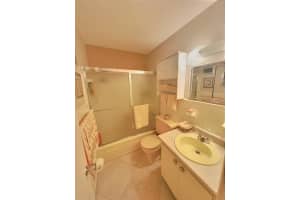 2160 NE 56th Ct 203, Fort Lauderdale, FL 33308 Sold 04/09/25