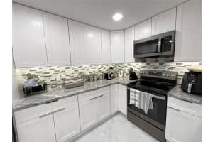 1149 Hillsboro Mile 410, Hillsboro Beach, FL 33062 - MLS#F10482507