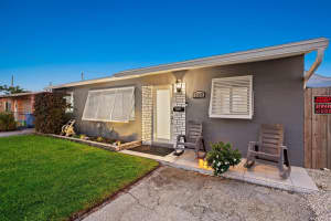 330 NE 60th St, Oakland Park, FL 33334 Sold 05/20/25